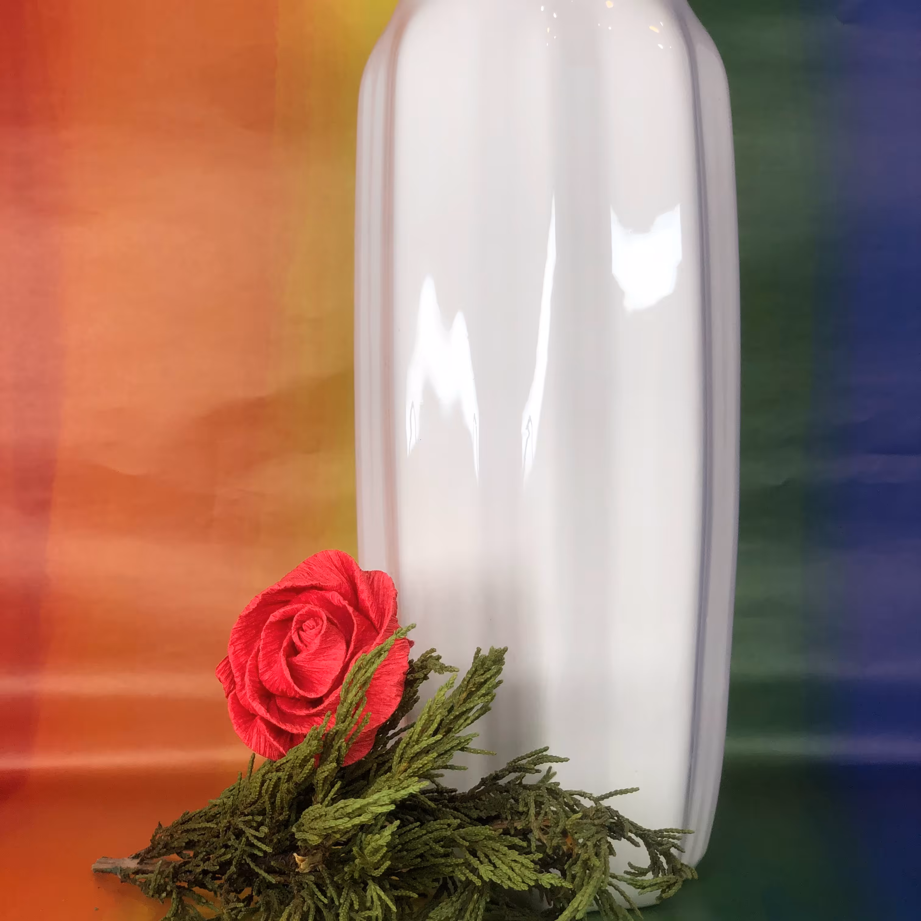 گلدان سرامیکی شیاردار بلند