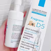 فوم شستشو صورت لاروشه مدل fragrans D5