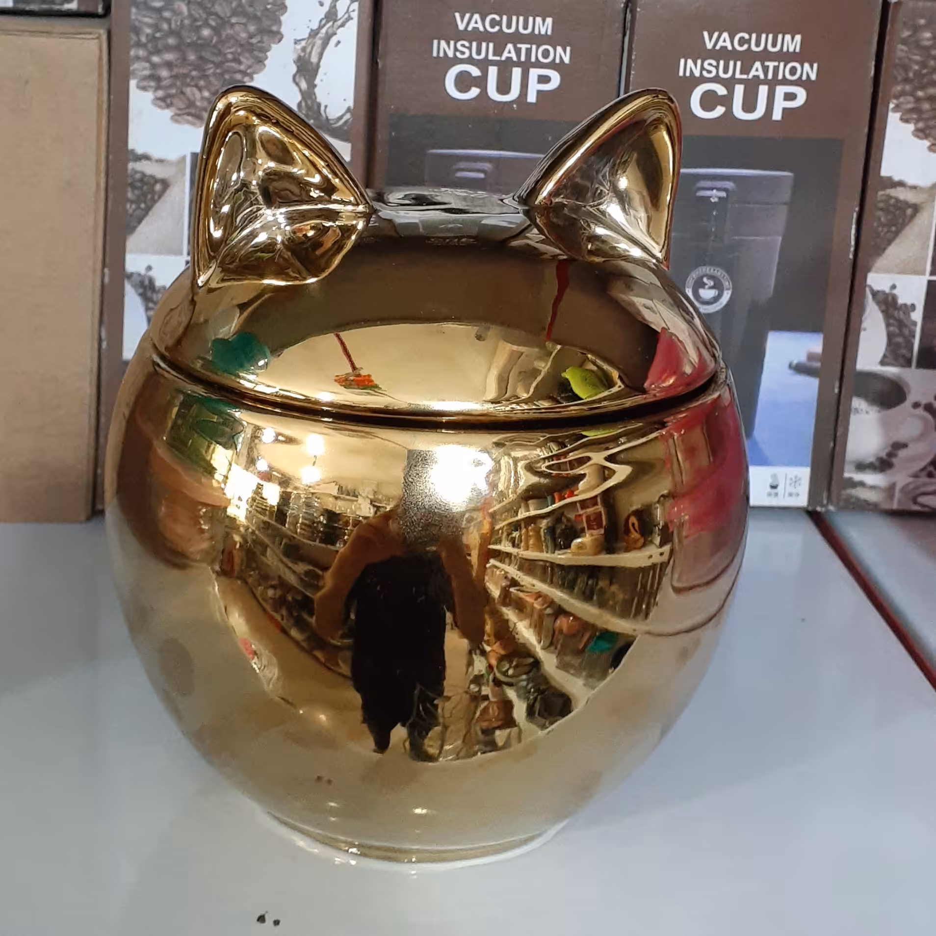 شکلات خوری طلایی توپی