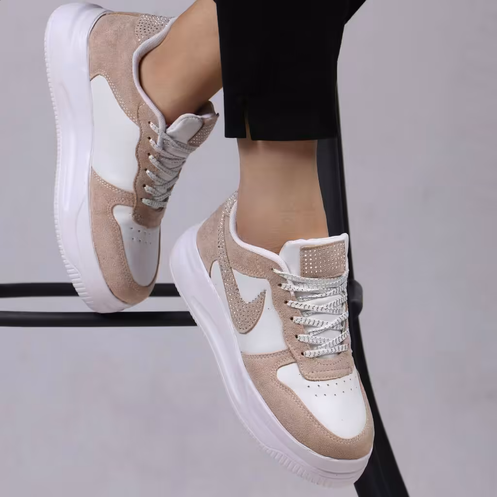 کتونی جدید نایک نگین کوب
زیره پیو گوشتی
راحت و بادوام
