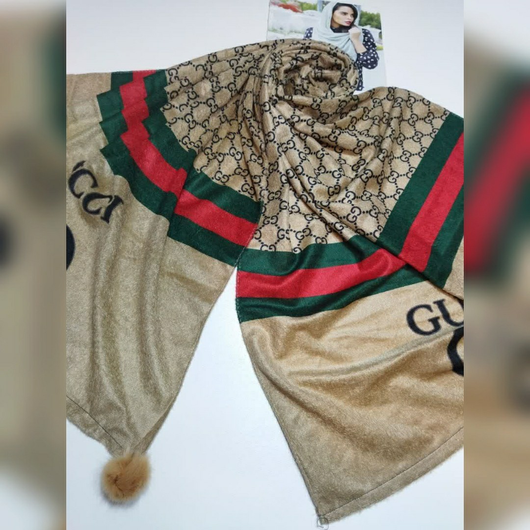 شال خمل
منگوله دار پاییزه
با کیفیت عالی
قواره 190 در 70
در طرح های مختلف