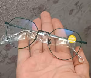عینک طبی رنگ سبز چند ضلعی