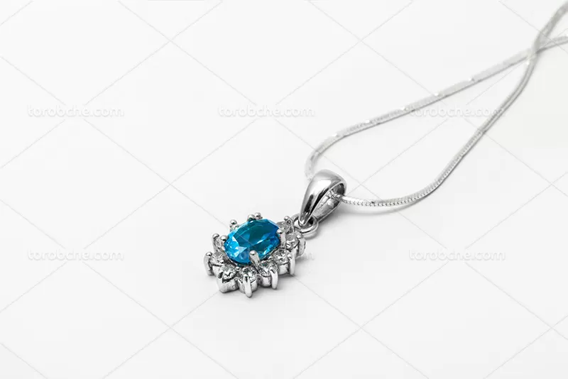 عکس گردنبند نقره | گرافیک با طعم تربچه