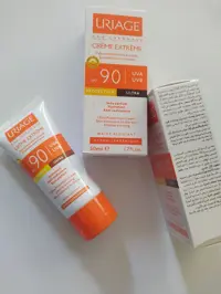 کرم ضد افتاب اوریاژ spf 90 حاوی کرم پودر