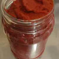 رب گوجه محلی خوشرنگ و تازه و بدون کپک 2500 گرمی