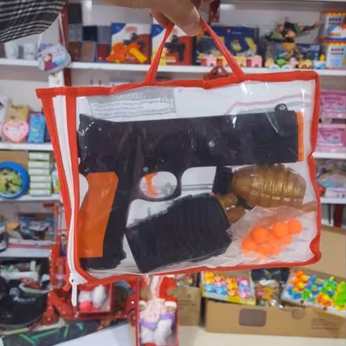 خرید اسباب بازی اسلحه کلت توپ انداز به قیمت بسیار مناسب 