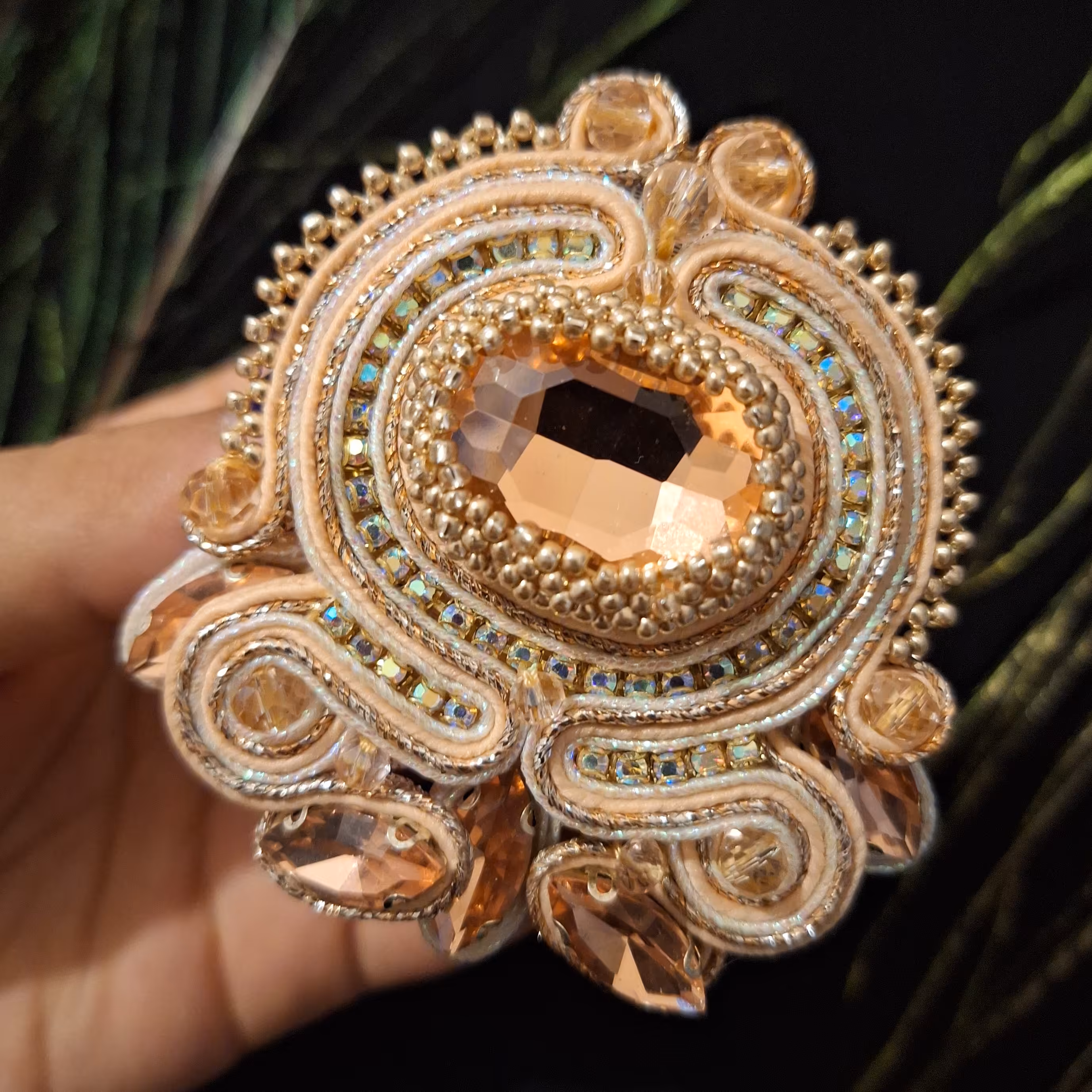 گلسینه جواهردوزی(درباری دوزی)