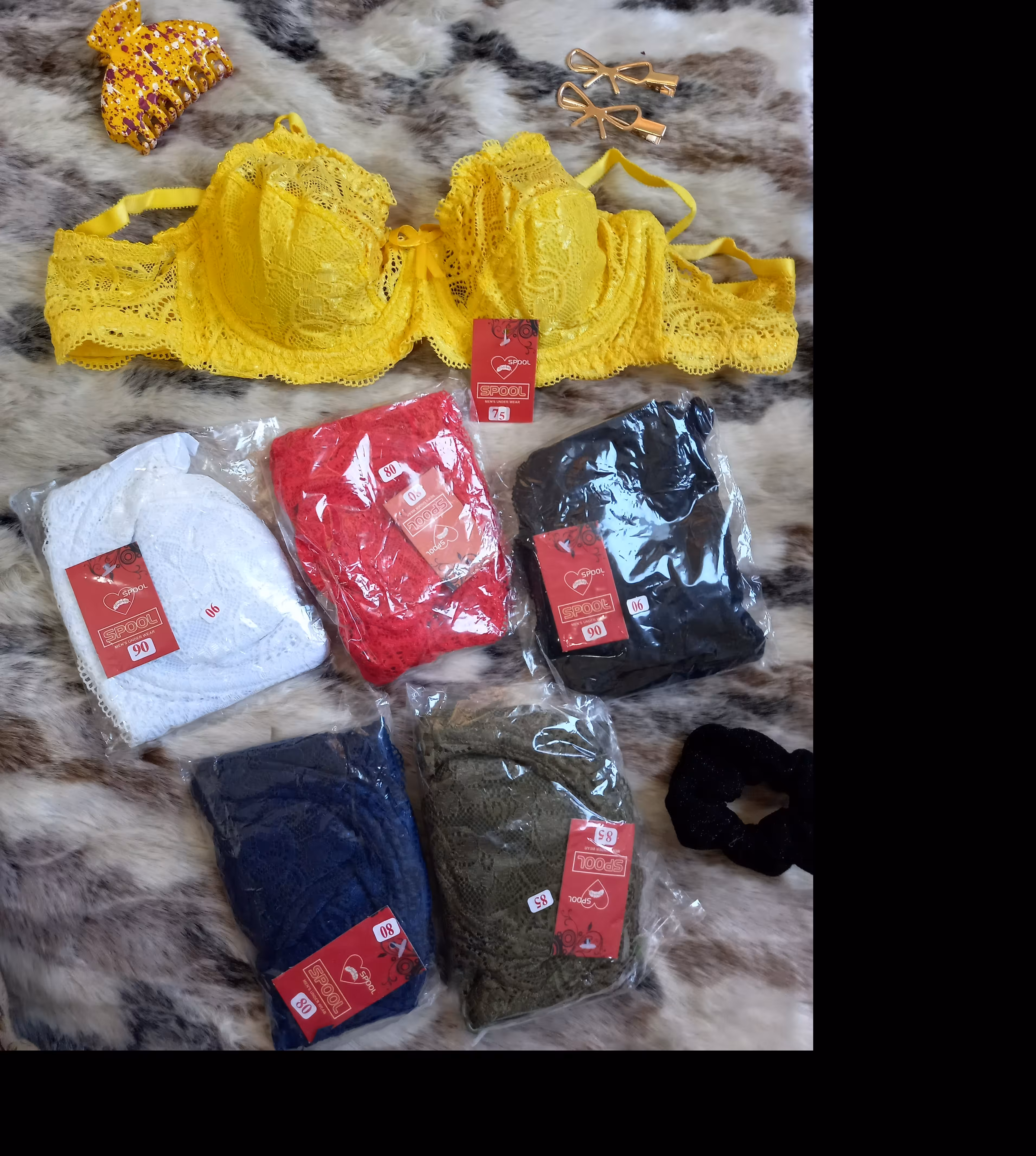 سوتین دانتل