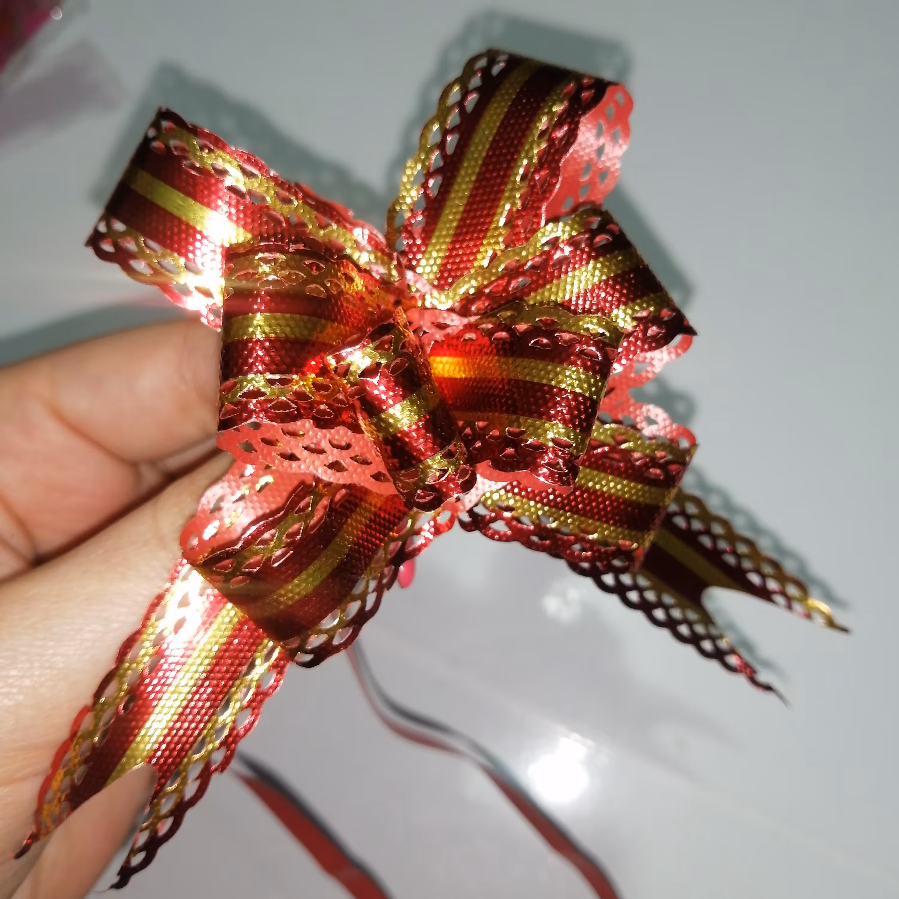 ربان متوسط روبان کشی کاغذی تزئینی کادو قرمز راه راه دا 