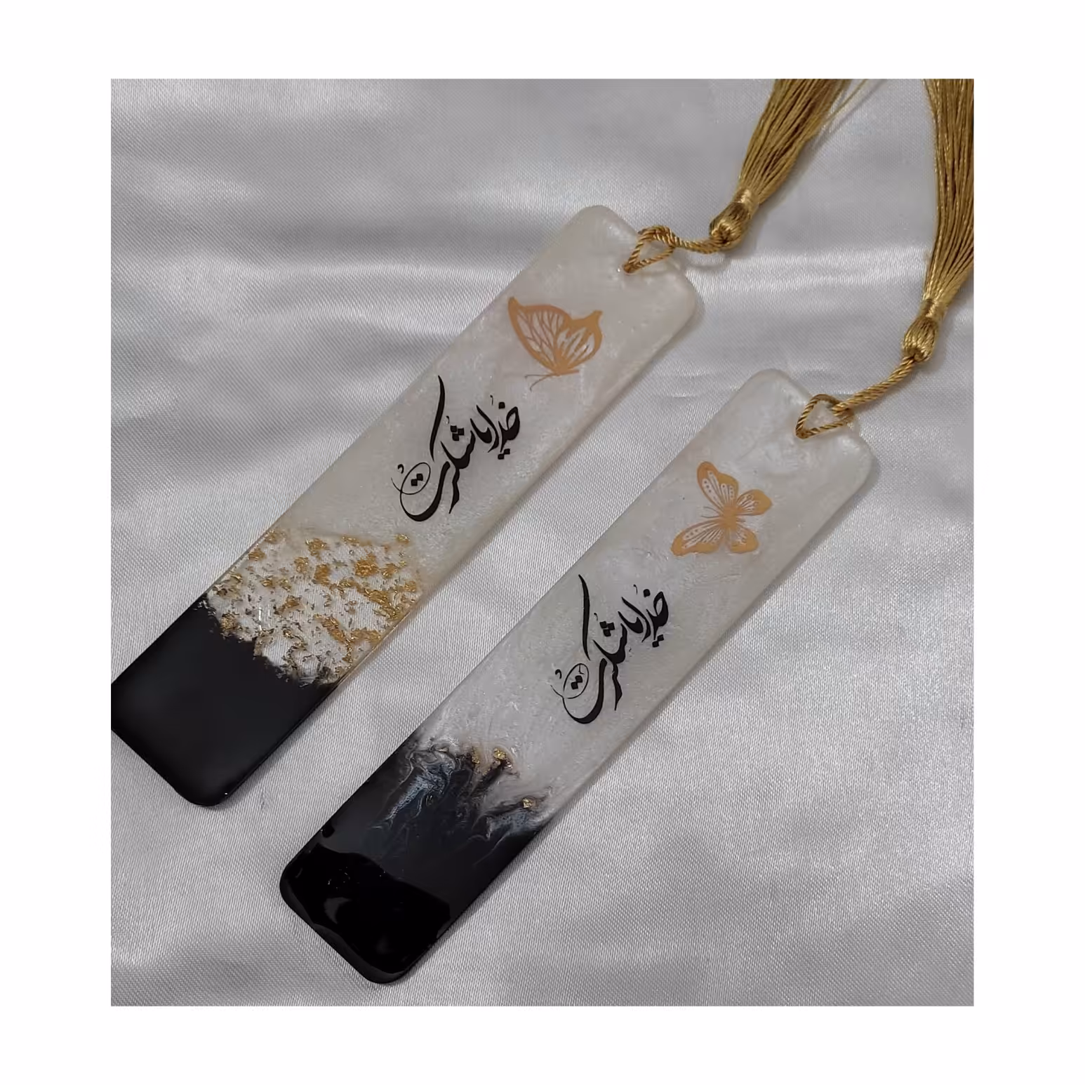 بوکمارک یا نشانگر رزینی طرح سفیدو مشکی با جمله انگیزشی خدایا شکرت در طول 14سانت