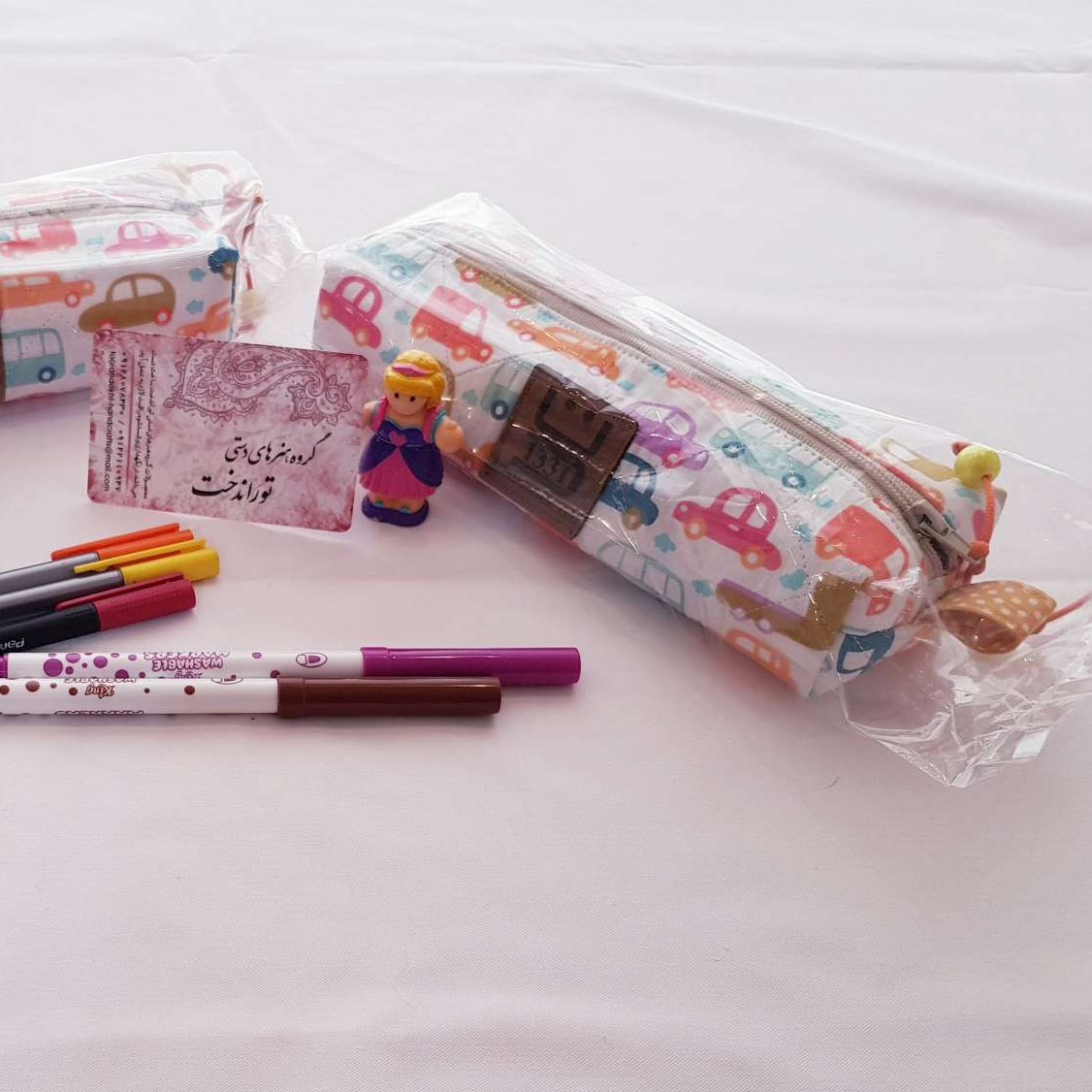 جامدادی استوانه ای توراندخت پارچه ای قابل شستشو سایز کوچک در طرح های متنوع کد 07