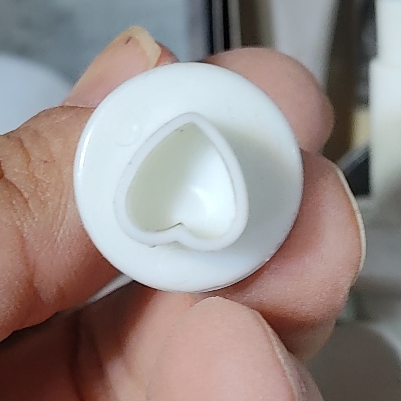 کاتر قلب فشاری کوچک مخصوص گل قند کاتر فشاری قلب کوچک کاتر فنری