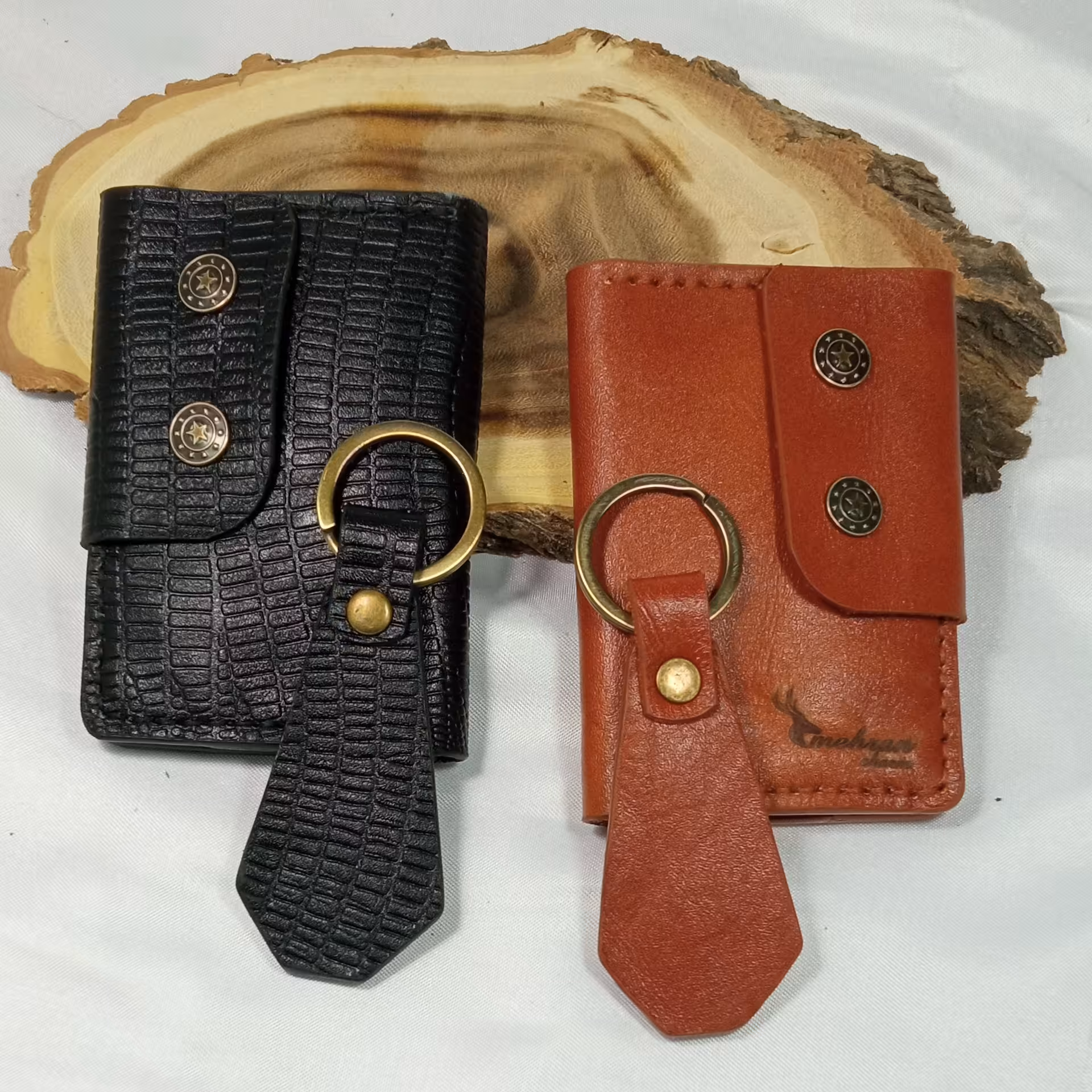 جاکارتی چرمی،چرم گاوی