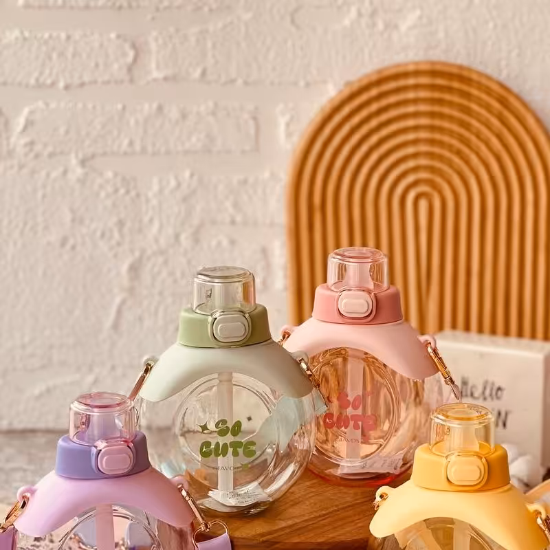 قمقمه فانتزی گرد نی دار طرح cute اکرولیک درجه یک 500 ml بند دار