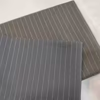 پارچه فاستونی دیپلمات کش جامعه 45 درصد پشم و 55 درصد نخ آلمان و تحت لیسانس سلکا انگلیس 