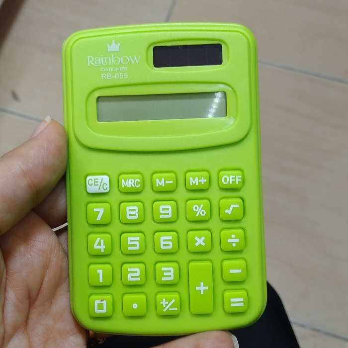 ماشین حساب کوچیک جیبی مناسب مدرسه دخترانه و پسرانه