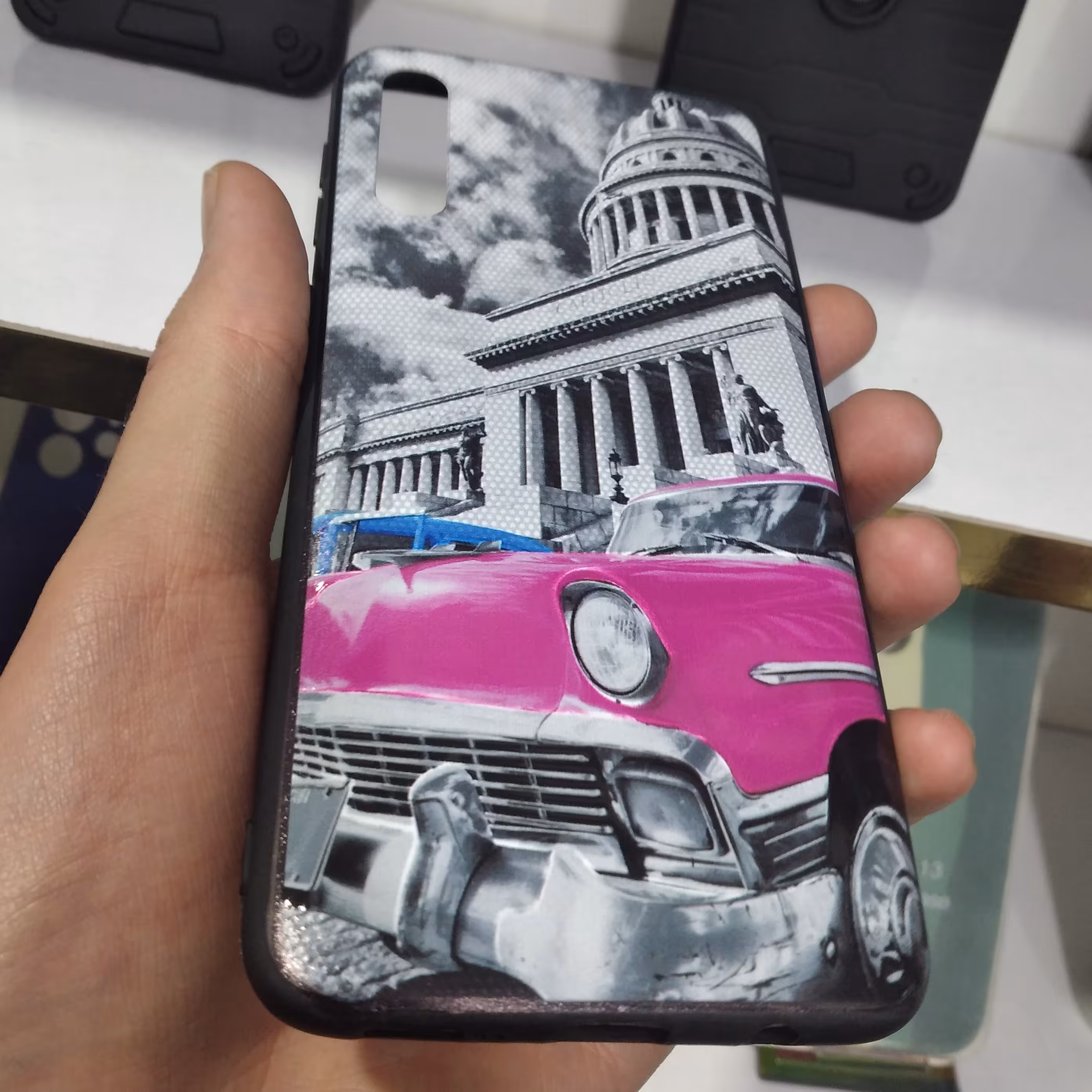 قاب گوشی سامسونگ A30S و  A50 و  A50s  طرح دار  ماشین کلاسیک