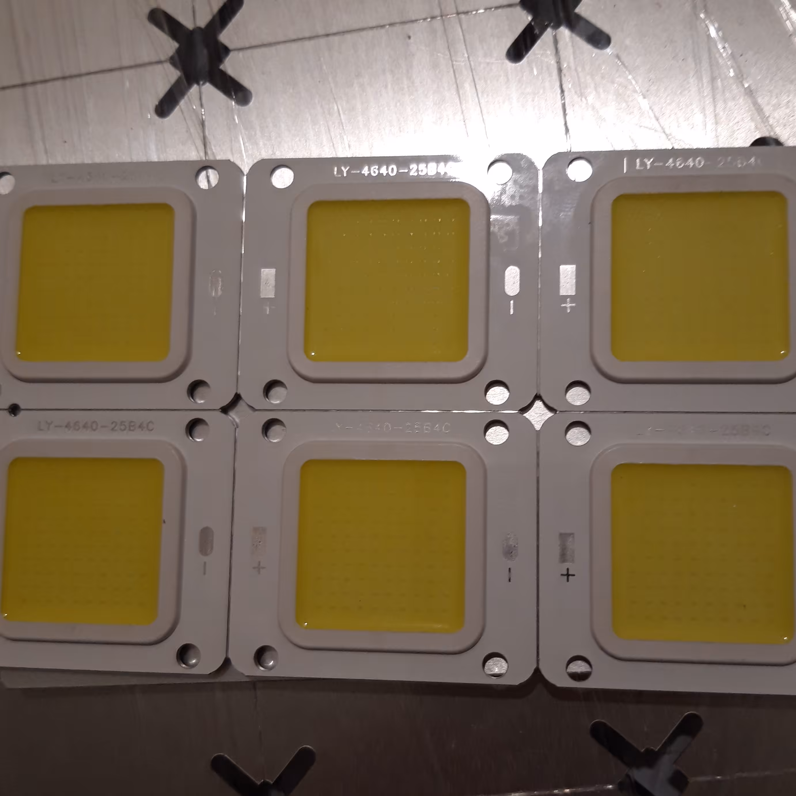 چیپ 50 وات  12 ولت  رنگ سفید