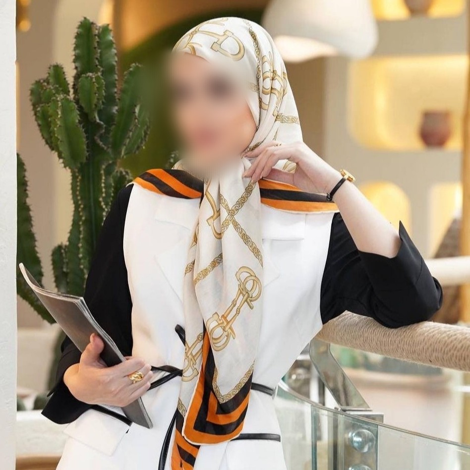 روسری زنانه نخ پنبه دور دست دوز قواره 120