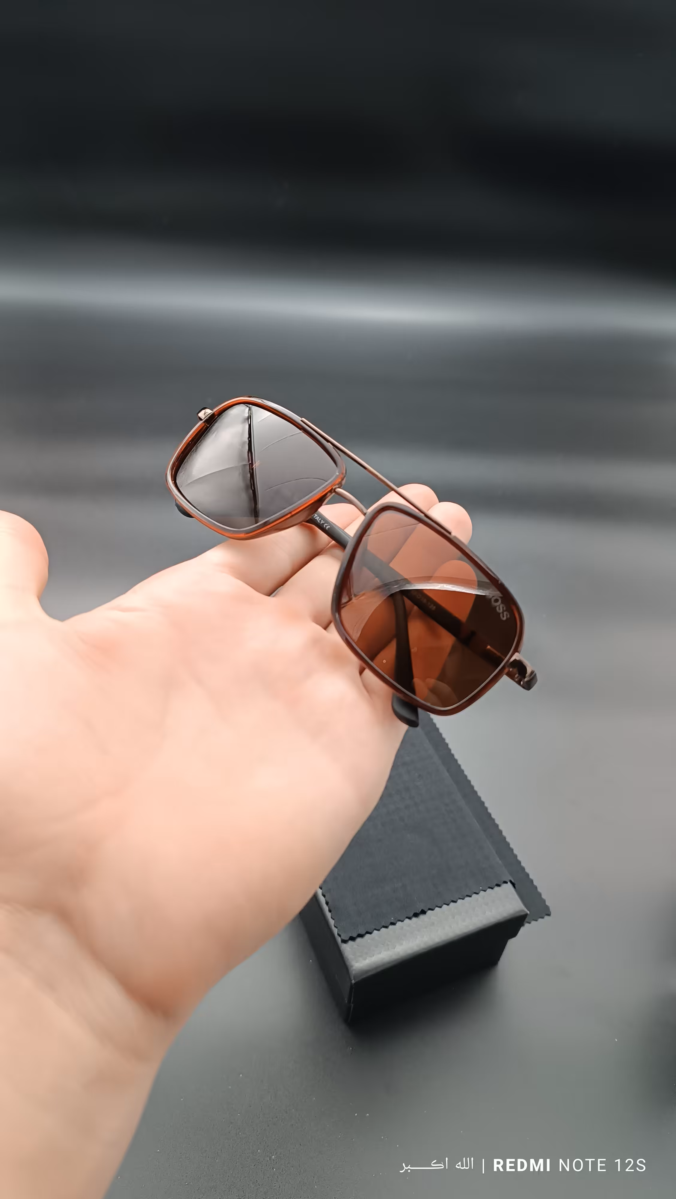 عینک آفتابی مردونه از برند هوگوبوس