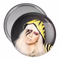 آینه جیبی خندالو مدل لیدی گاگا Lady Gaga کد 6409