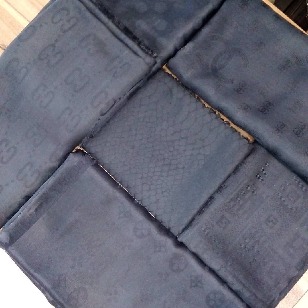 روسری مشکی ژاکارد درجه دو