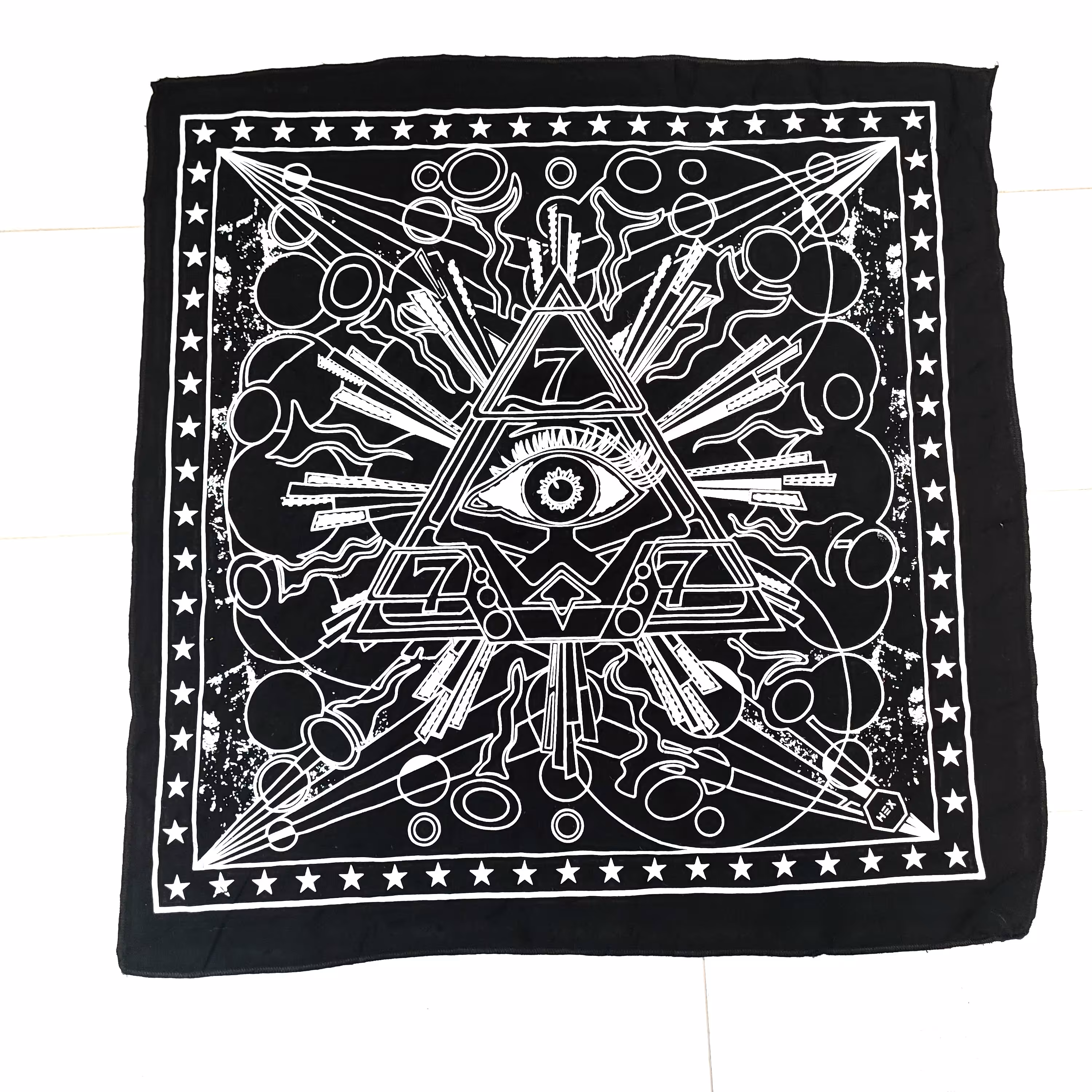 باندانا یا دستمال سر نخی مدل چشم