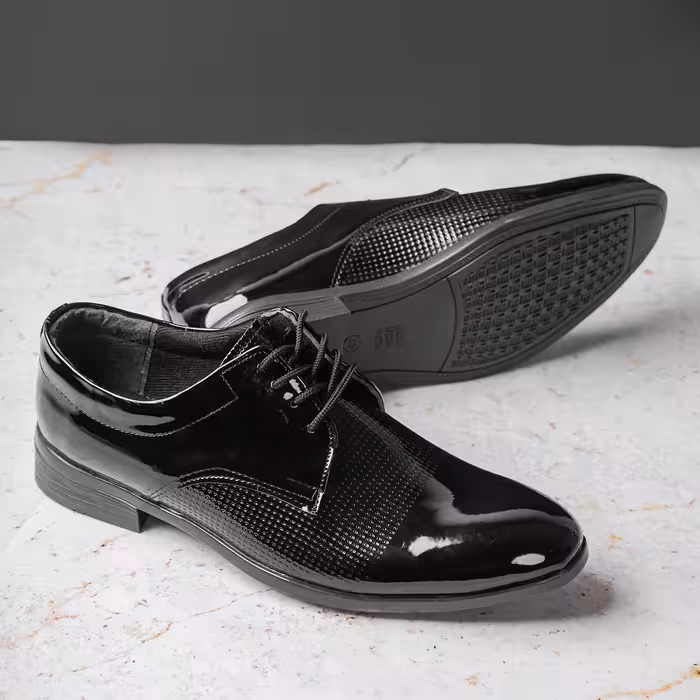 کفش مردانه ساده سوزنی ورنی مدل 64