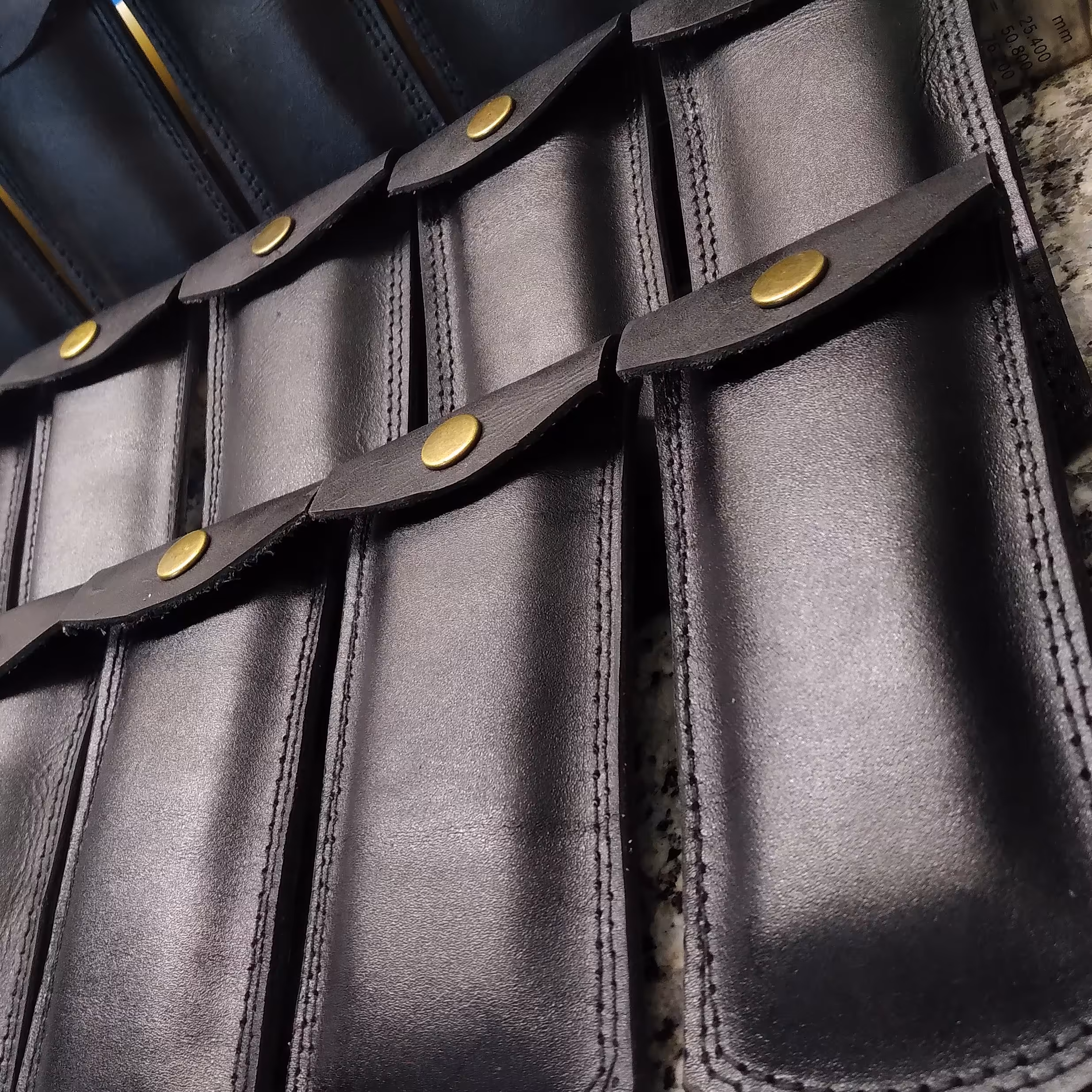 کیف چاقو (چرم ) مشکی