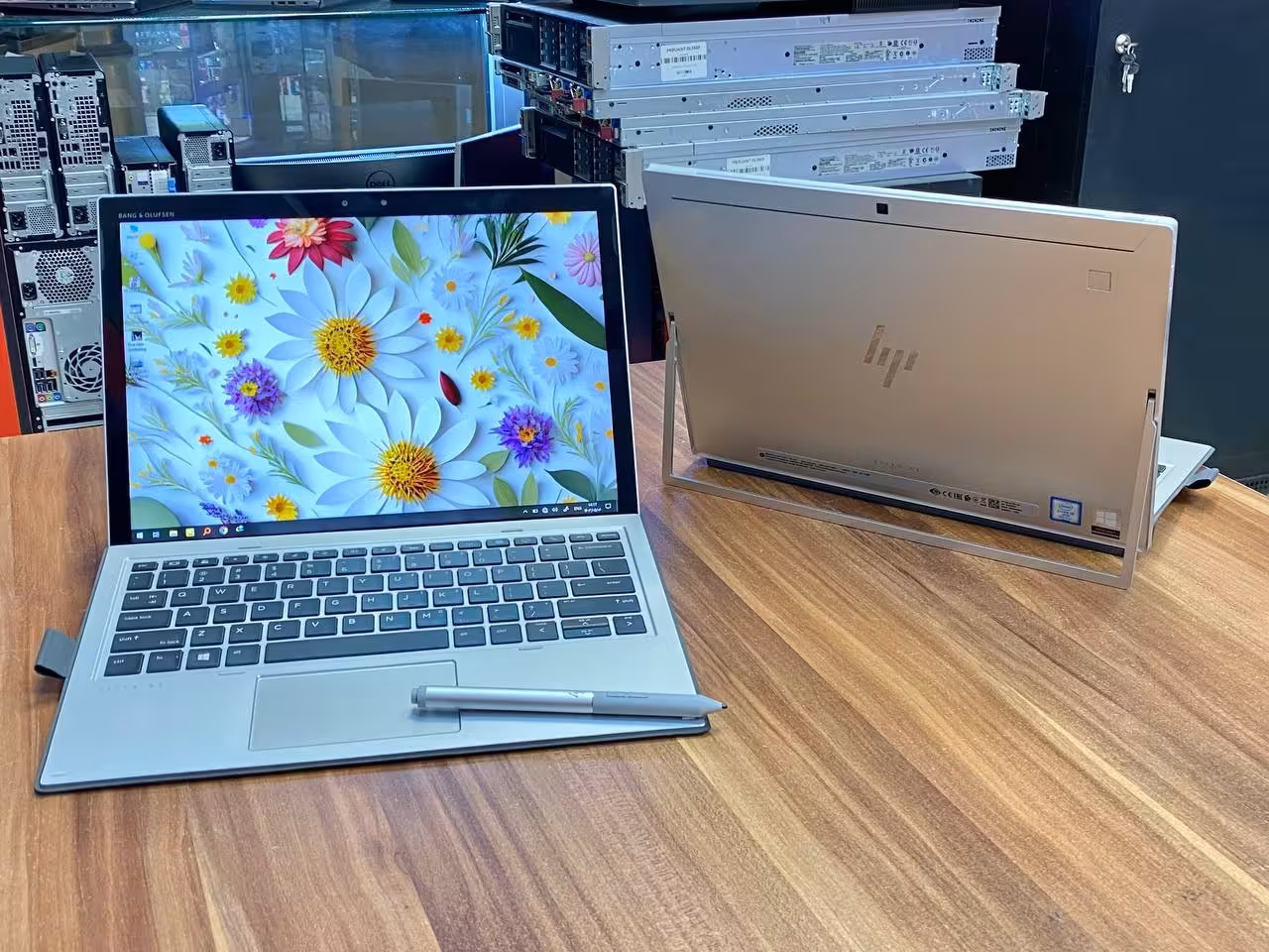 لپ‌تاپ HP مدل Elite X2 G3/G4 TOUCHبه همراه کیبورد   قلم | مفیدیار مشاوره و خرید لپ تاپ و کامپیوتر با بهترین قیمت