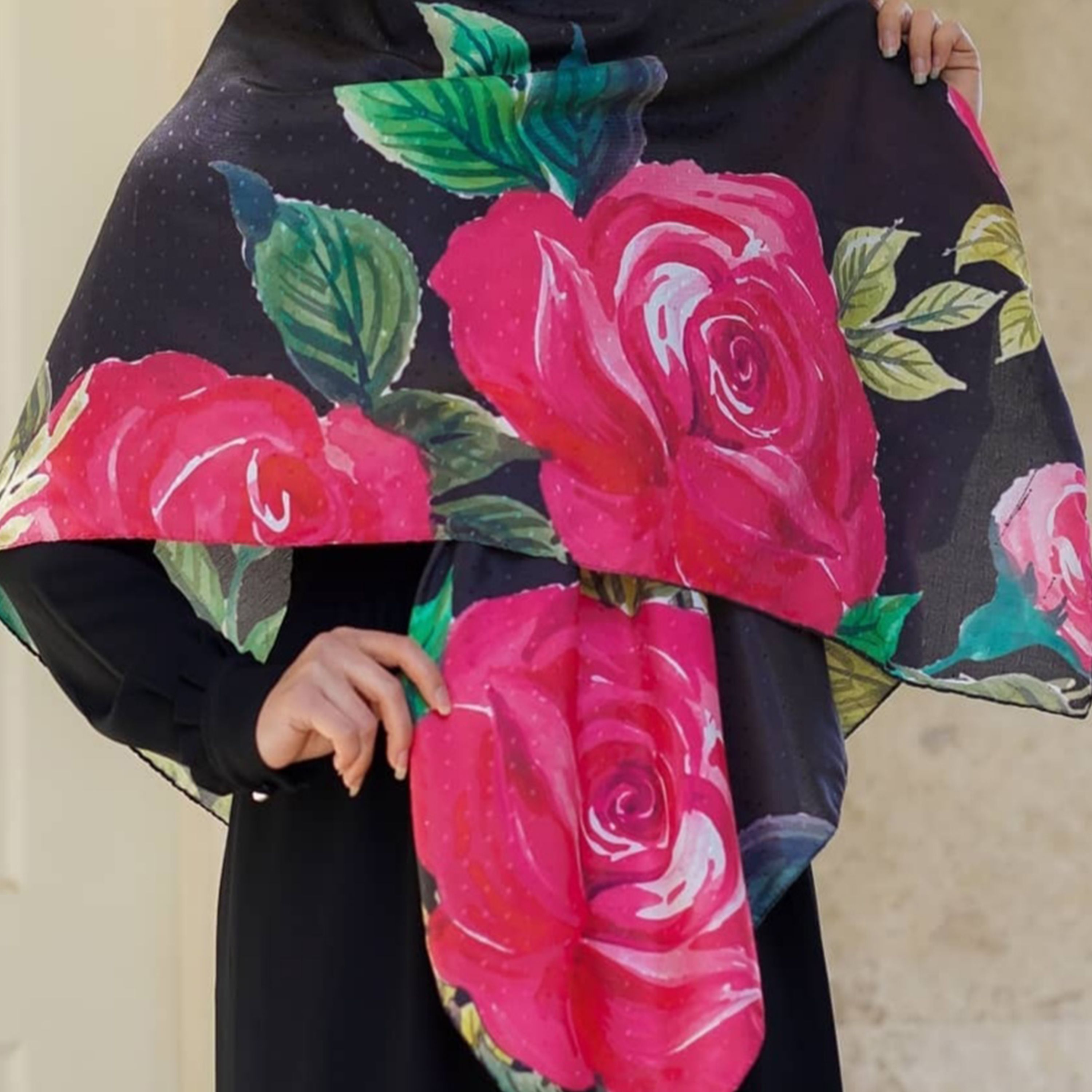 روسری قواره بزرگ زمینه مشکی