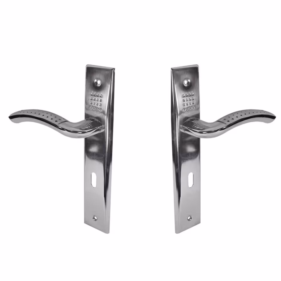 دستگیره خالدار کروم کلیدی مناسب برای درب اتاق جنس خوب  اندازه دستگیره پیچ تا21سانت میباشد 