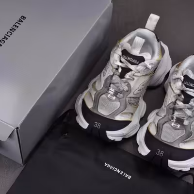 کتانی بالنسیاگا کارگو