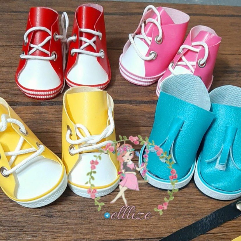  پک 3عددی  حراجی کفش عروسک بصورت رندوم 