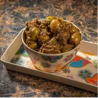 زیتون پرورده مخصوص رودبار خوش طعم و پرطرفدار(یک کیلویی)