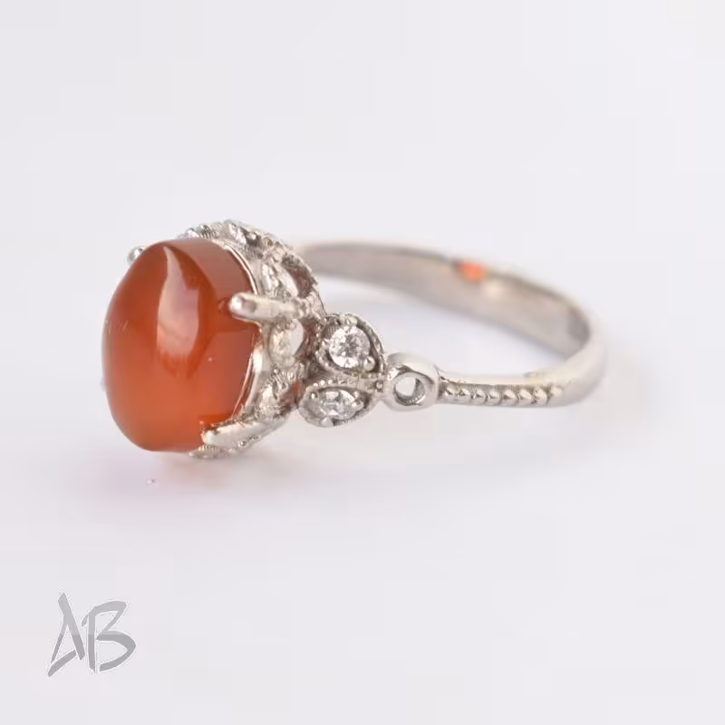 انگشتر نقره زنانه عقیق یمنی اصل عیار 925 آبکاری رودیوم آقابزرگ 