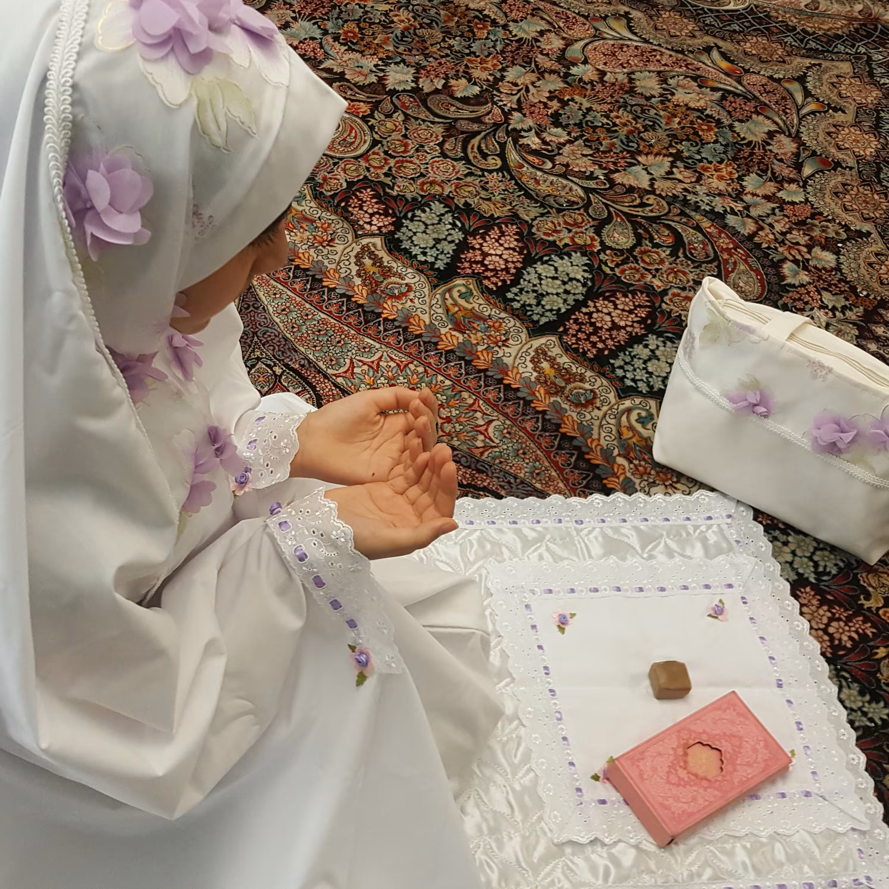 ست کامل جشن عبادت همراه کیف چرم