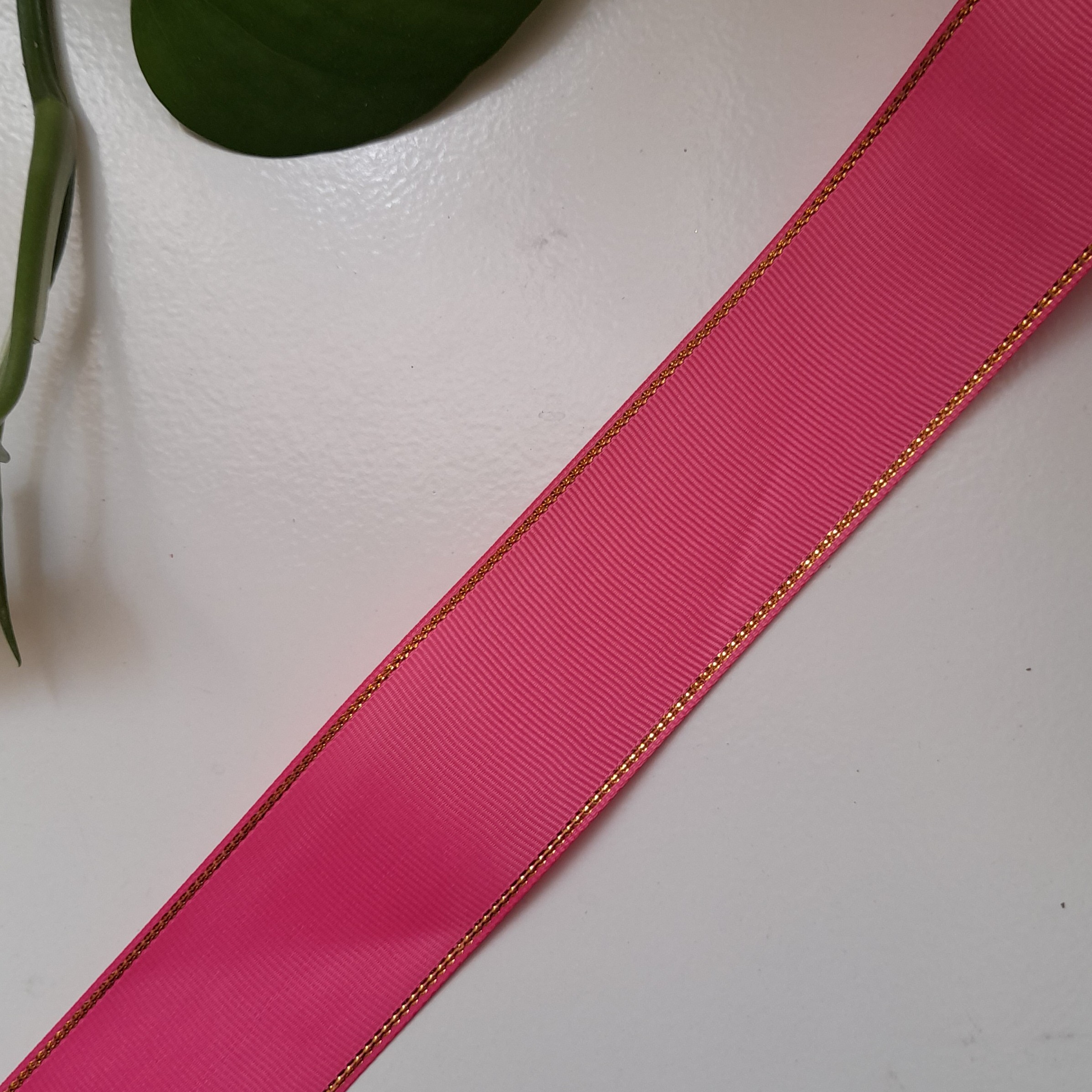 روبان گروگرن لب زری چهار سانتی صورتی پر رنگ