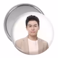 آینه جیبی خندالو مدل جائه وون گروه H.O.T کد 12285