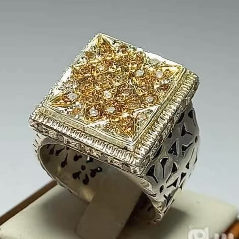 انگشتری جواهری برلیان سلطنتی زیبا طلعلو عالی(سختی10)