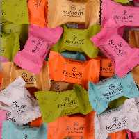 شکلات میوه ای مخلوط برنوتی با روکش کاکائویی