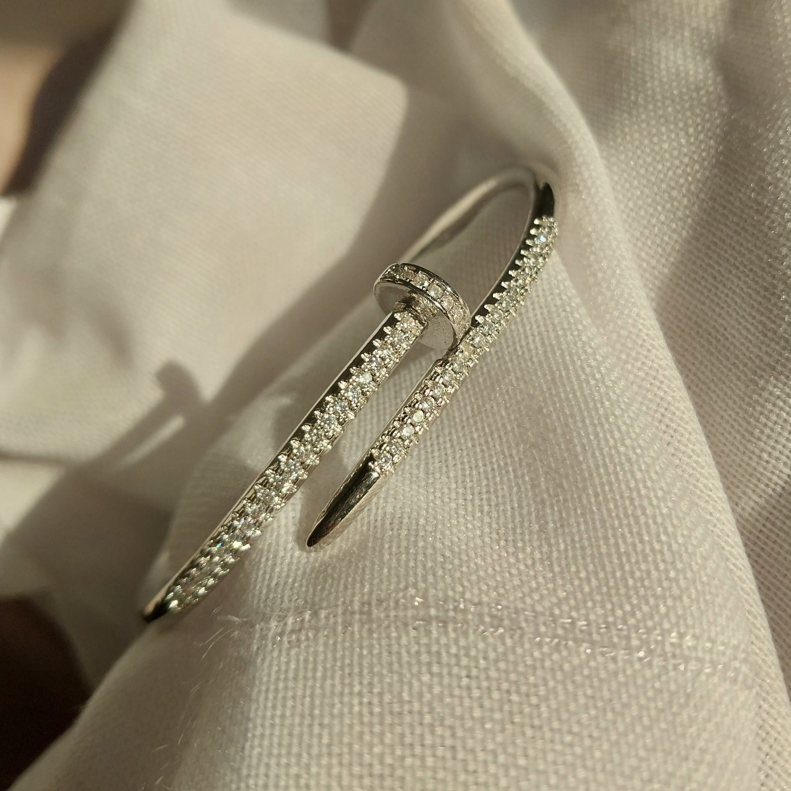 دستبند مدل میخ ژوپینگ