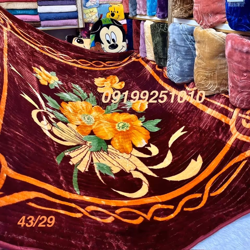 پتو نرمینه  دونفره نسیم گلدار گل برجسته  مدل کرکره ای  با تراکم بالا بسیار ضخیم ساکدار 
