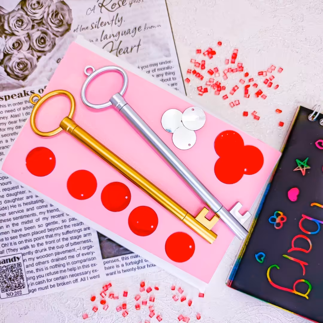 لوازم تحریر فانتزی . لوازم تحریر خاص . روان نویس  کلیدی .خودکار فانتزی . جنس عالی وارداتی . خارجی و با کیفیت 