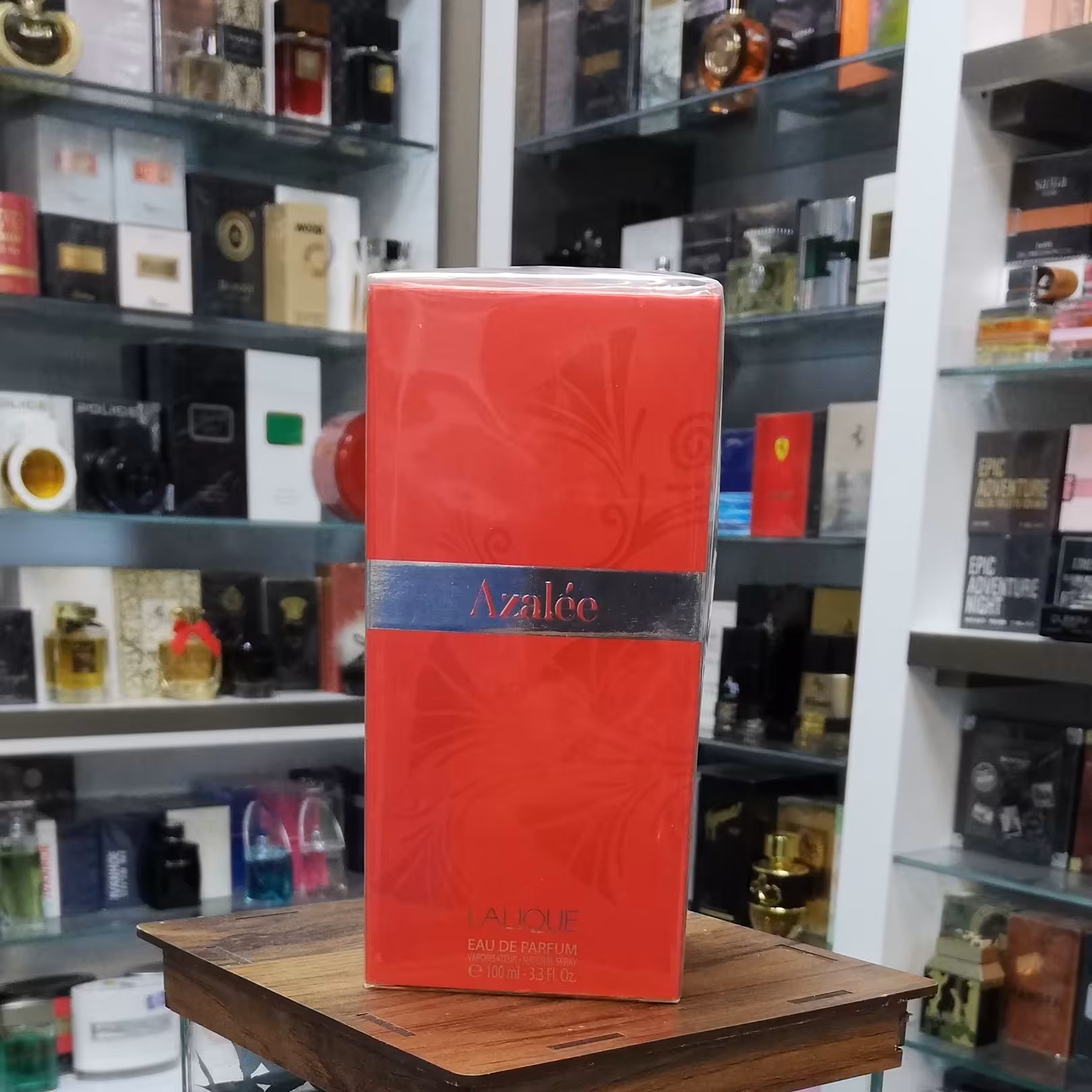 عطر لالیک آزالی ادو پرفیوم

LALIQUE Azalee EDP

