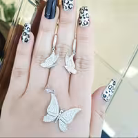 نیمست پروانه جواهری نقره با زنجیر ونیزی عیار 925 و روکش طلاسفید