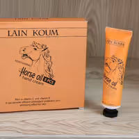 کرم مرطوب کننده دست و صورت اسب