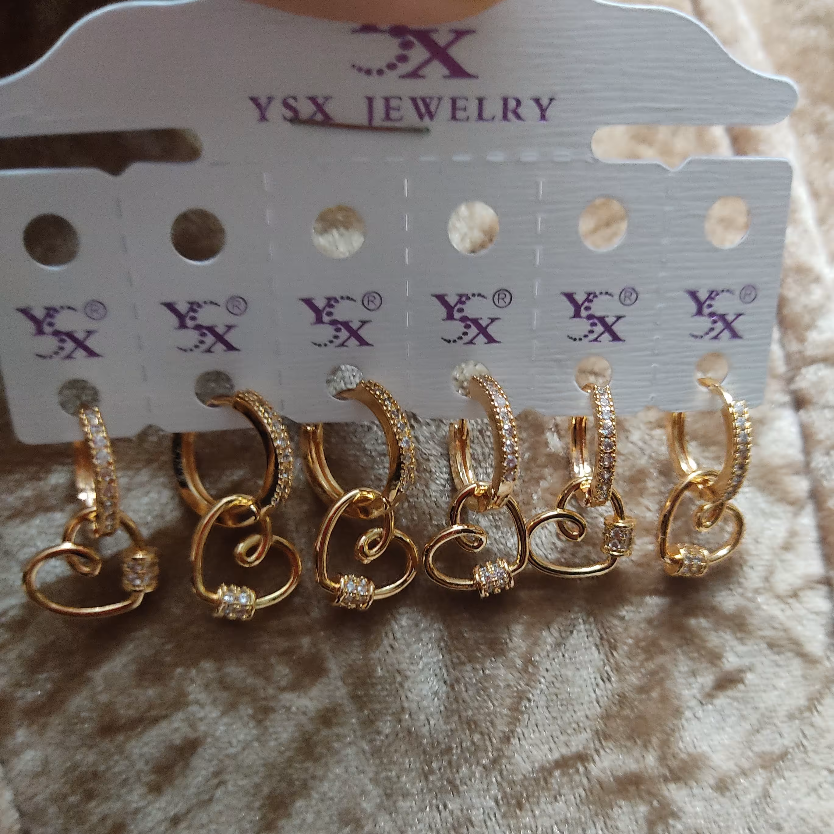 گوشواره نگین دار قلب