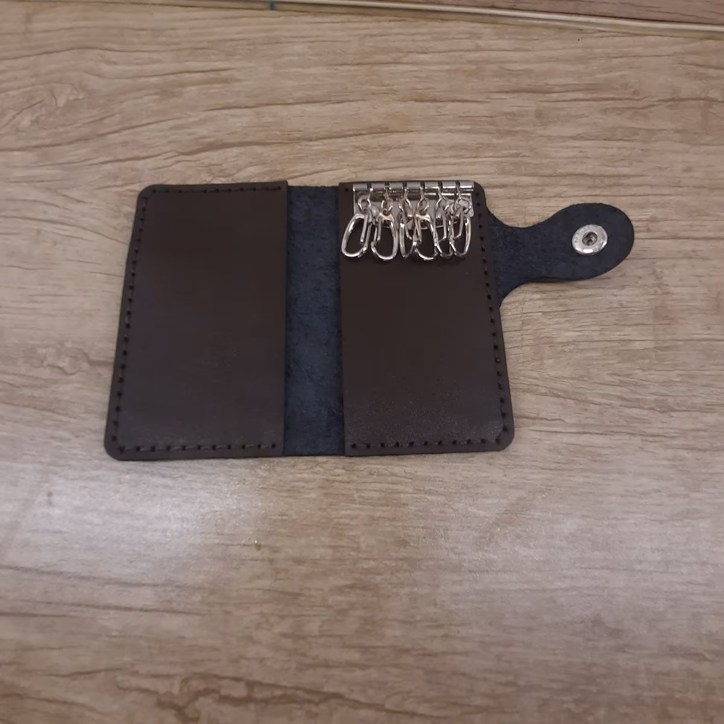 جاکلیدی چرم طبیعی گاو دست دوز کد666