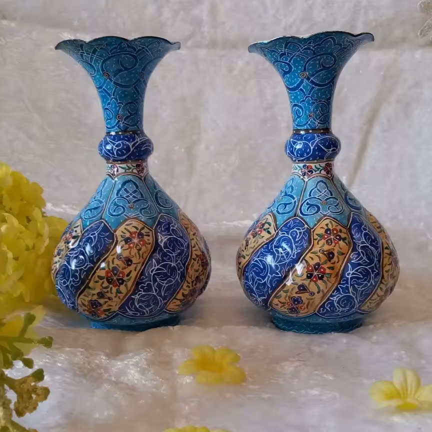 گلدان  شلغمی سایز  در دو طرح
